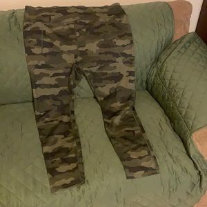 Duluth Trading Co noga knit sculpting leggings